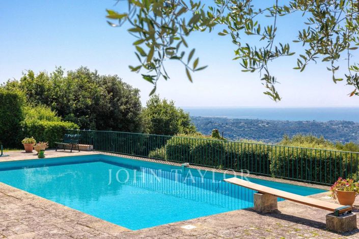 Image No.6-6 Bed House for sale