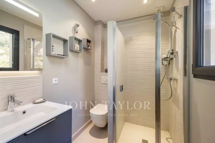 Image No.14-4 Bed House for sale