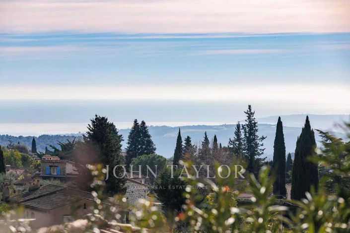 Image No.2-4 Bed House for sale