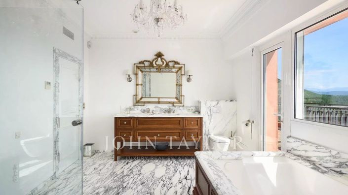 Image No.10-7 Bed House for sale