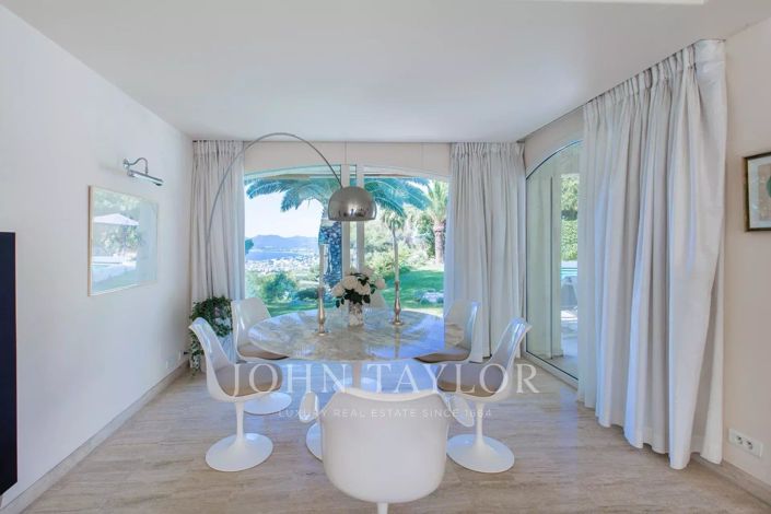 Image No.7-3 Bed House for sale