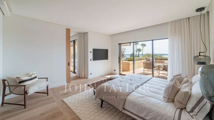 Image No.10-4 Bed Apartment for sale