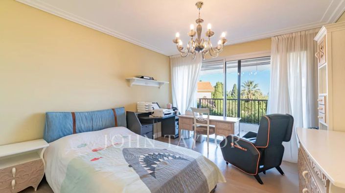 Image No.14-Appartement de 6 chambres à vendre à Vallauris