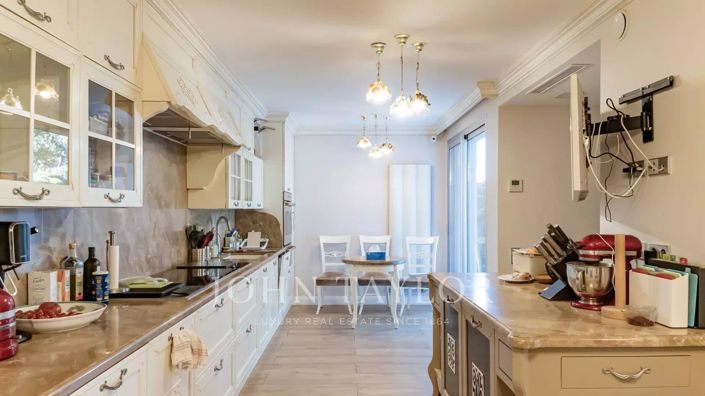 Image No.9-Appartement de 6 chambres à vendre à Vallauris