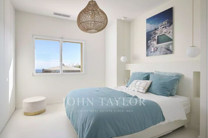 Image No.14-5 Bed House for sale