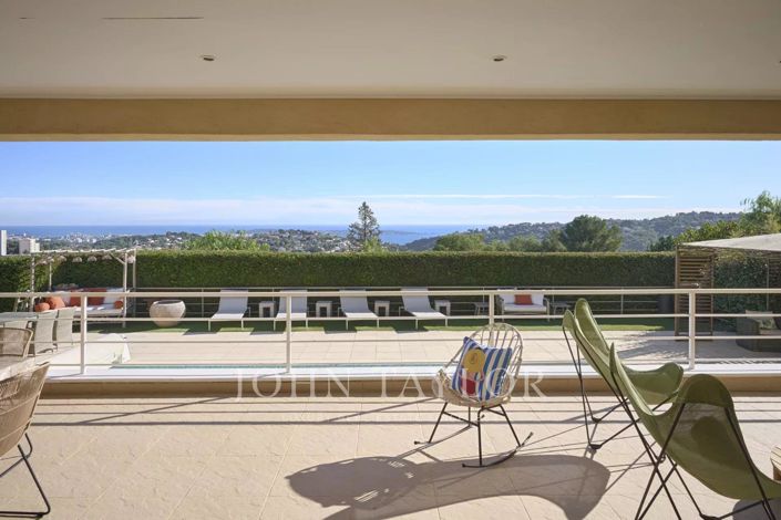 Image No.3-5 Bed House for sale