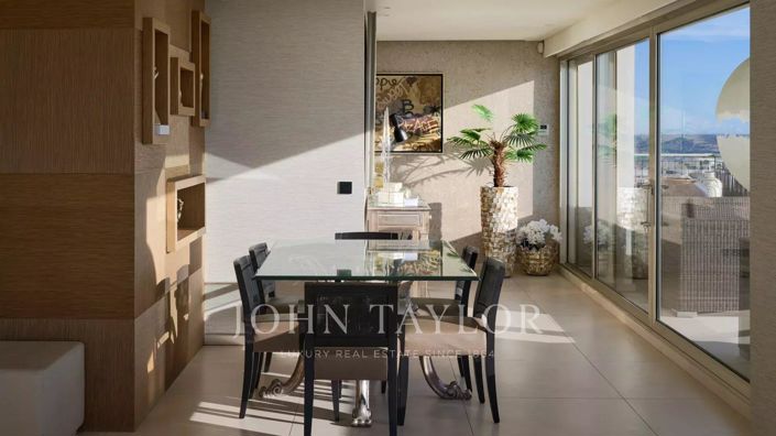 Image No.11-5 Bed Apartment for sale