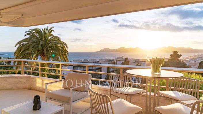 Image No.1-3 Bed Apartment for sale