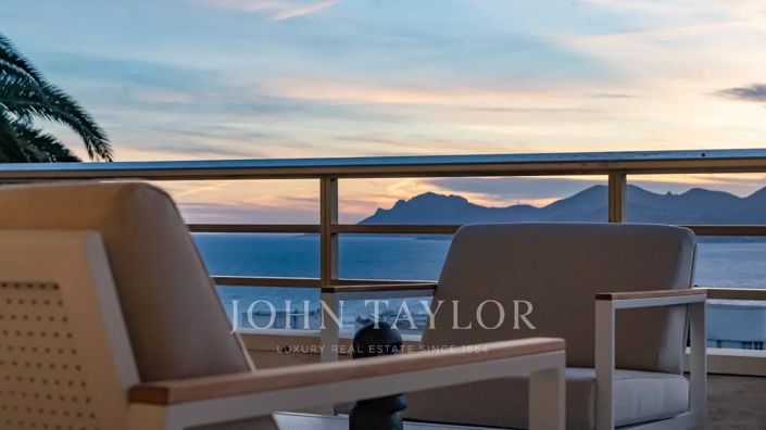 Image No.14-3 Bed Apartment for sale