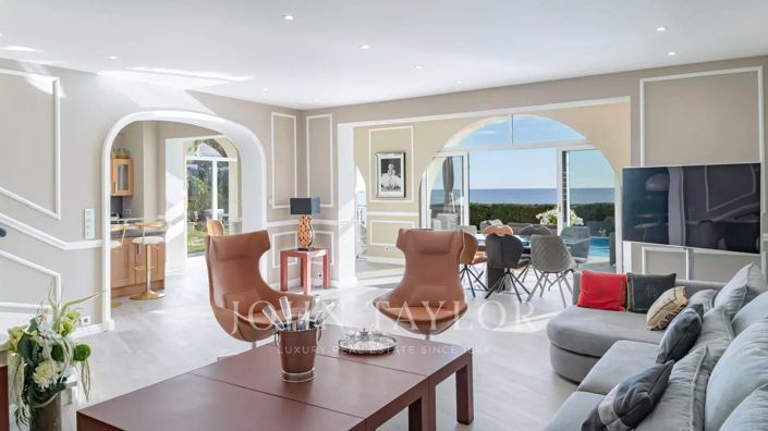 Image No.10-6 Bed House for sale