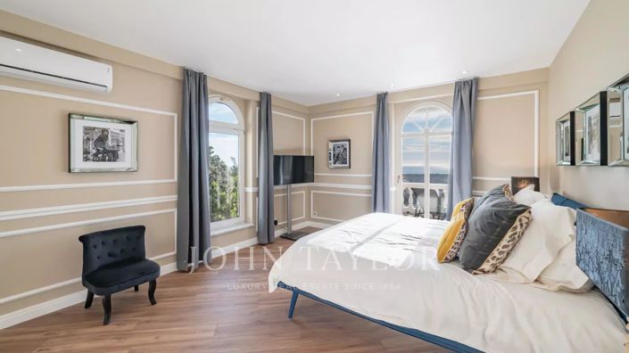 Image No.17-6 Bed House for sale