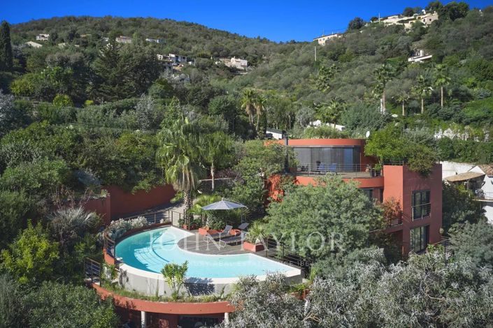 Image No.2-5 Bed House for sale