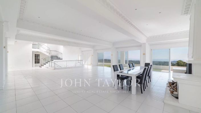 Image No.13-6 Bed House for sale