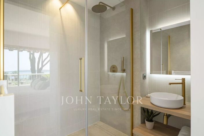 Image No.13-4 Bed Apartment for sale