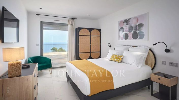 Image No.10-7 Bed House for sale