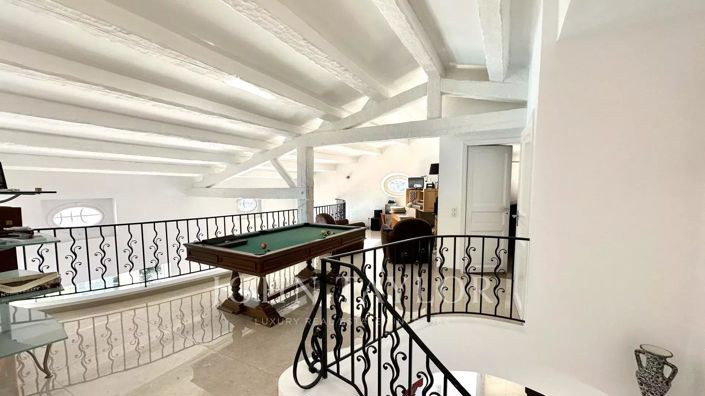 Image No.18-4 Bed House for sale