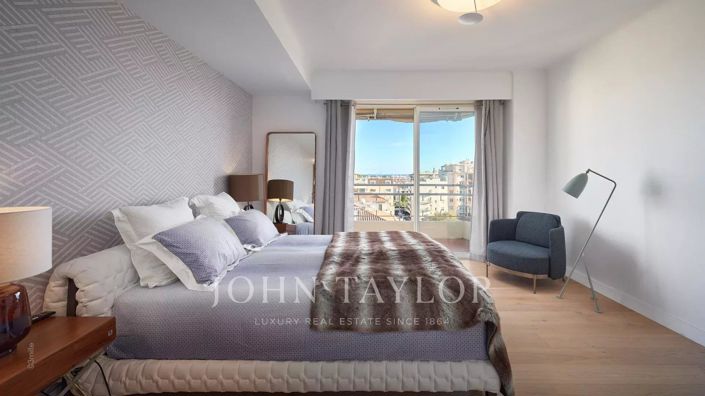 Image No.15-3 Bed Apartment for sale