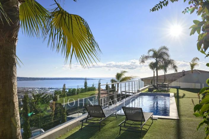 Image No.2-5 Bed House for sale