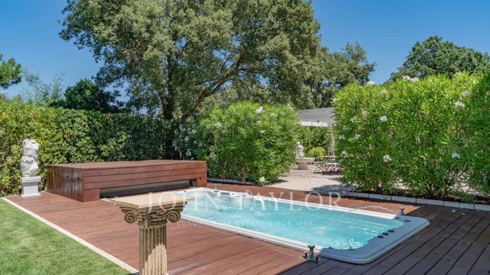 Image No.10-5 Bed House for sale