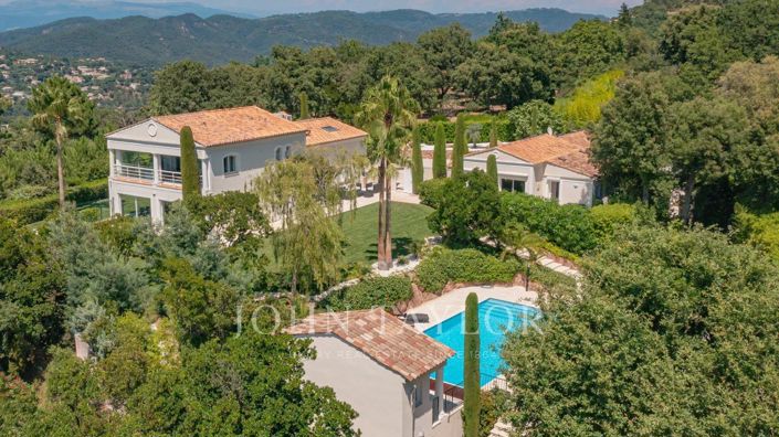 Image No.3-5 Bed House for sale