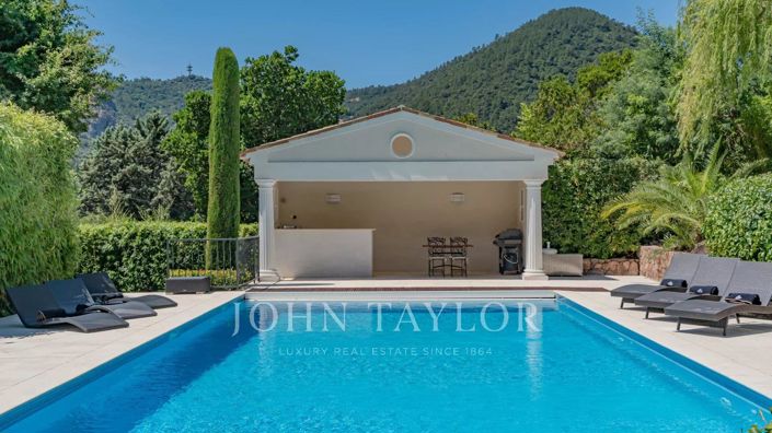 Image No.9-5 Bed House for sale