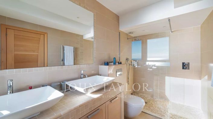 Image No.13-3 Bed Apartment for sale