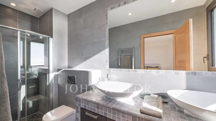 Image No.15-3 Bed Apartment for sale