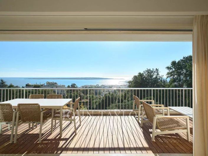 Image No.1-3 Bed Apartment for sale