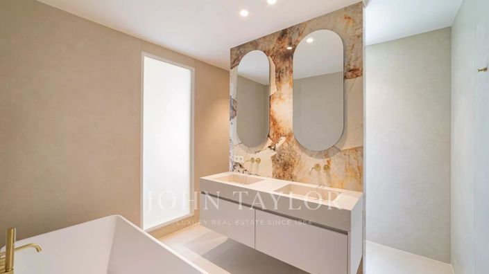 Image No.10-5 Bed House for sale