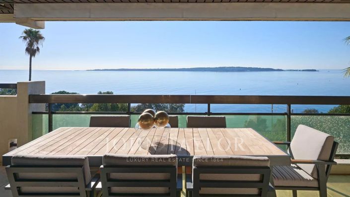 Image No.1-3 Bed Apartment for sale