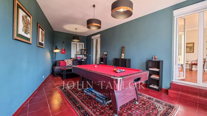 Image No.7-9 Bed House for sale