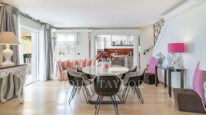 Image No.7-3 Bed House for sale