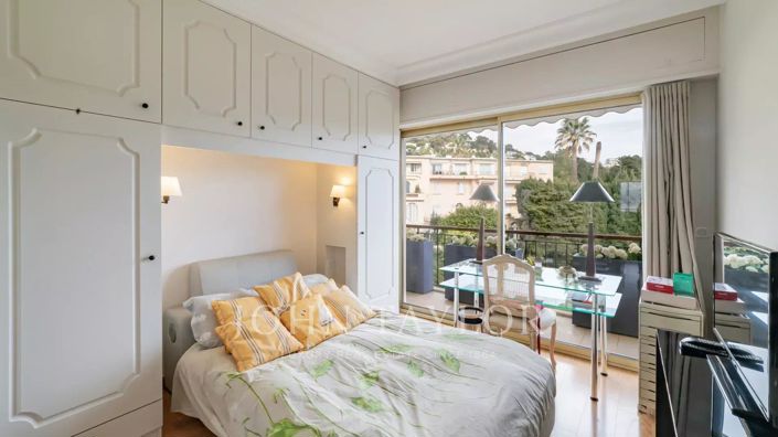 Image No.11-3 Bed Apartment for sale