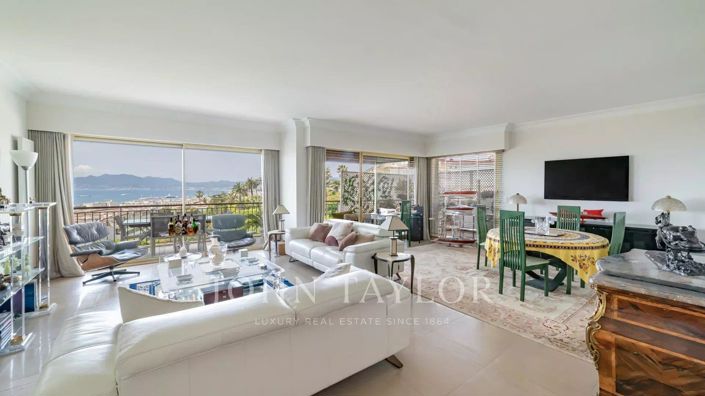 Image No.6-3 Bed Apartment for sale