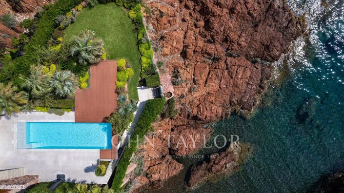 Image No.16-9 Bed House for sale