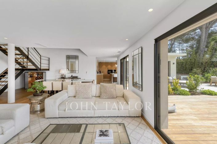 Image No.7-4 Bed House for sale