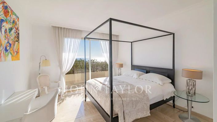 Image No.8-4 Bed Apartment for sale