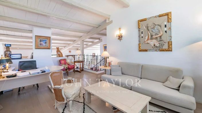 Image No.15-5 Bed House for sale