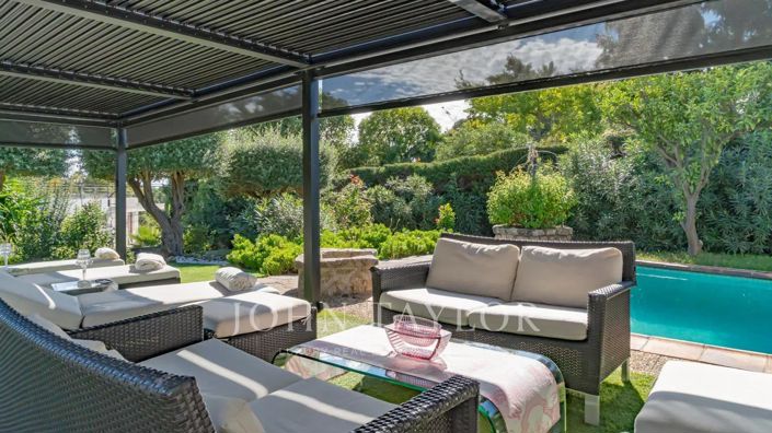 Image No.4-5 Bed House for sale