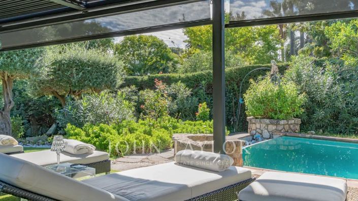 Image No.5-5 Bed House for sale