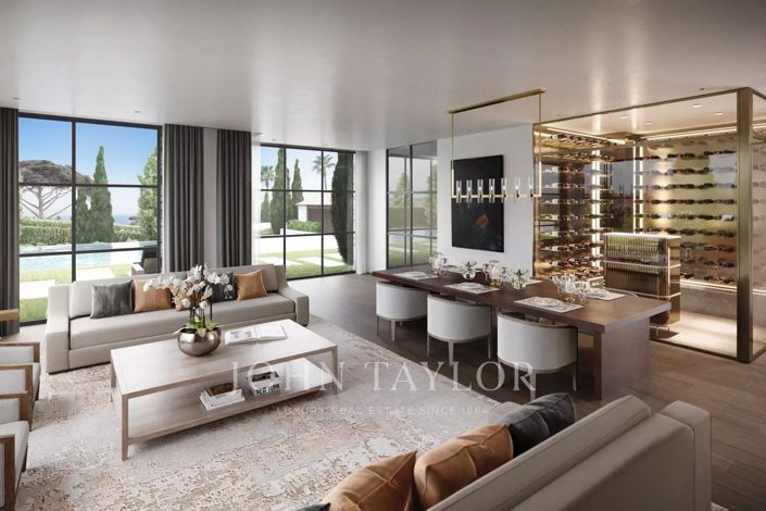 Image No.8-5 Bed House for sale