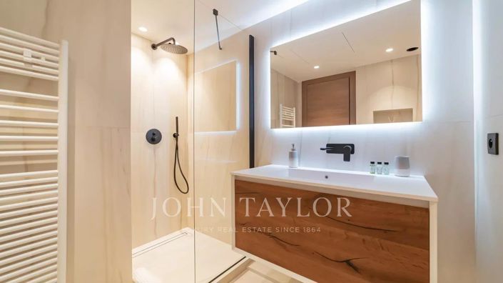 Image No.12-4 Bed Apartment for sale