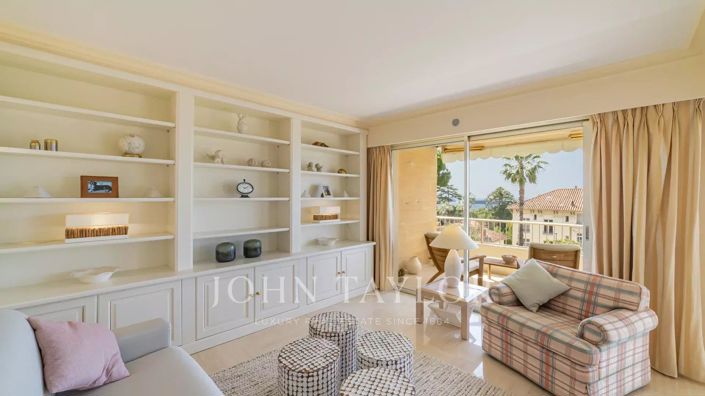 Image No.10-Apartment for sale