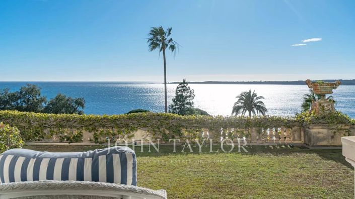Image No.1-5 Bed Apartment for sale
