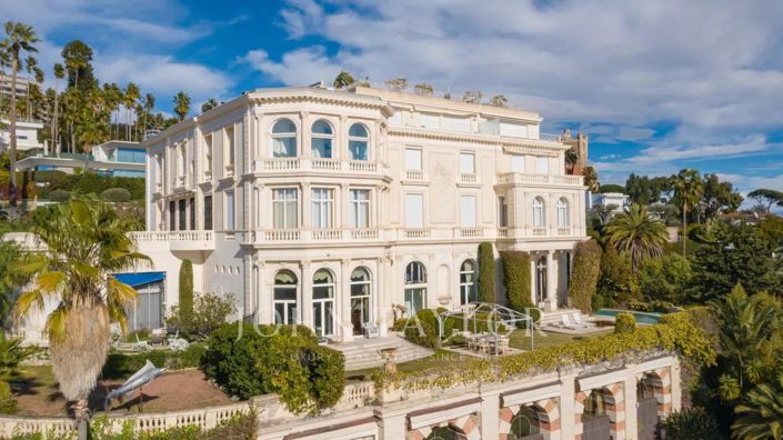 Image No.20-5 Bed Apartment for sale