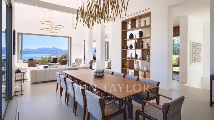 Image No.12-5 Bed House for sale