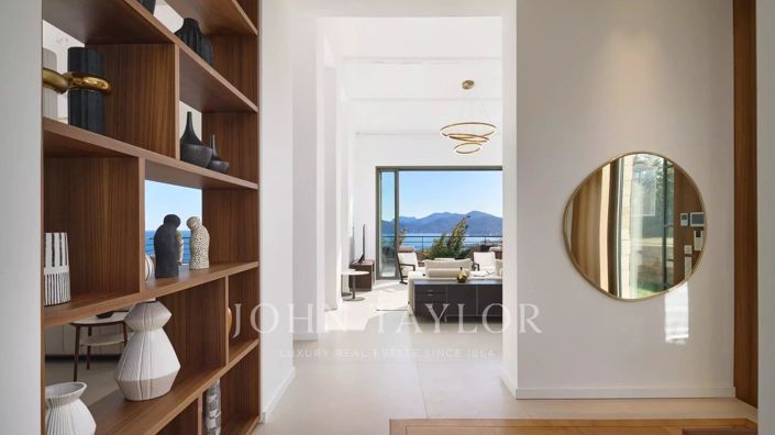 Image No.14-5 Bed House for sale