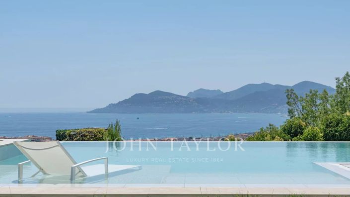 Image No.5-5 Bed House for sale