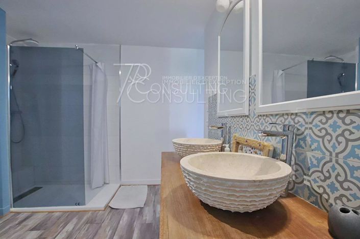 Image No.13-House for sale