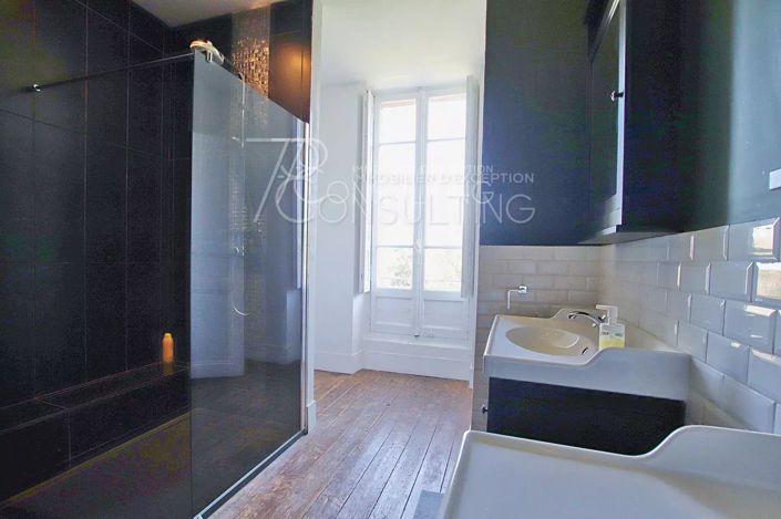 Image No.8-House for sale